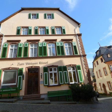 Classy Holiday Home In Uerzig Near Forest Chambre photo