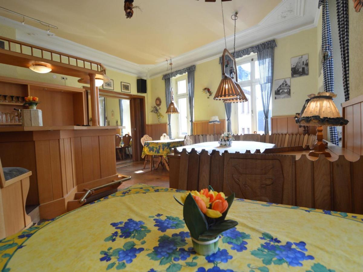 Classy Holiday Home In Uerzig Near Forest Chambre photo