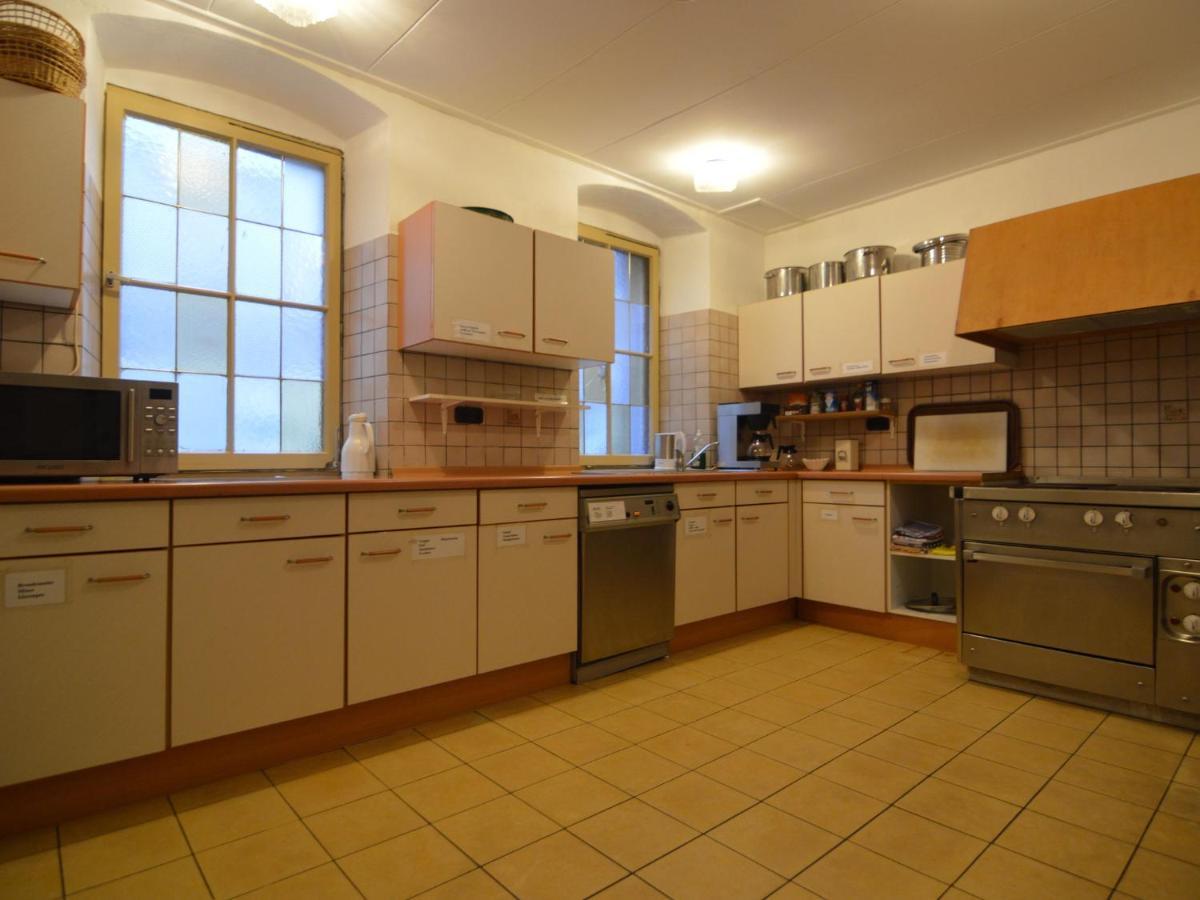 Classy Holiday Home In Uerzig Near Forest Chambre photo